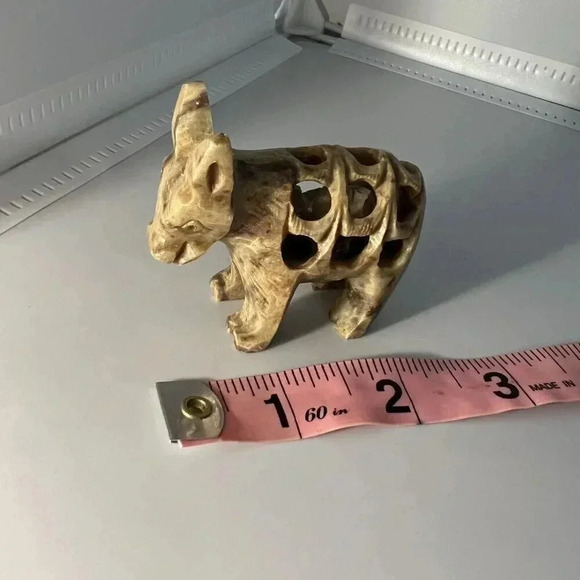 Miniature Donkey With Baby Inside Hand carved In India Soapstone - Picture 7 of 8